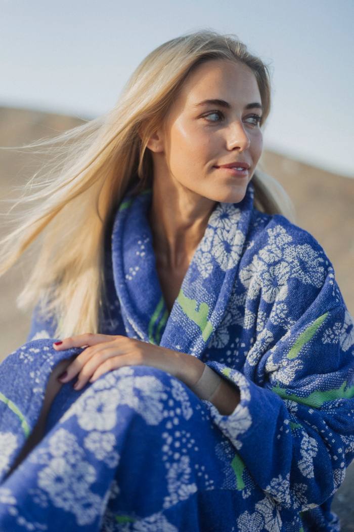 Secondary product image for "Bathrobe Sockertång Blue"