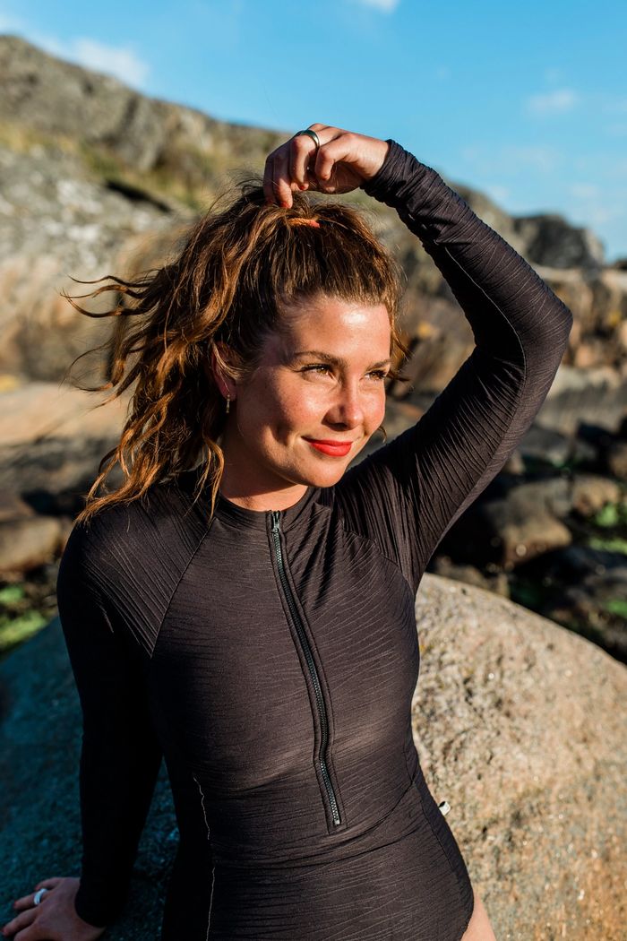 Secondary product image for "Surf Suit Ocean Black"