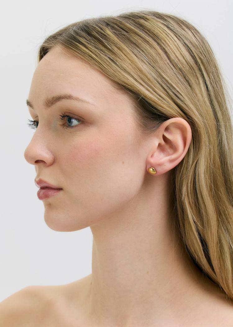 Secondary product image for "Earring Shell Gold"