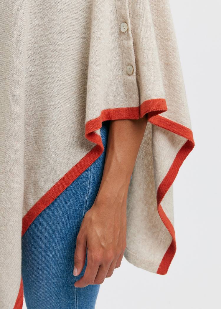 Secondary product image for "Kari Poncho Sand"