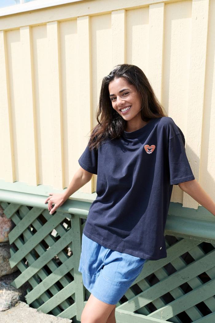 Secondary product image for "T-shirt Räkhjärta Navy"