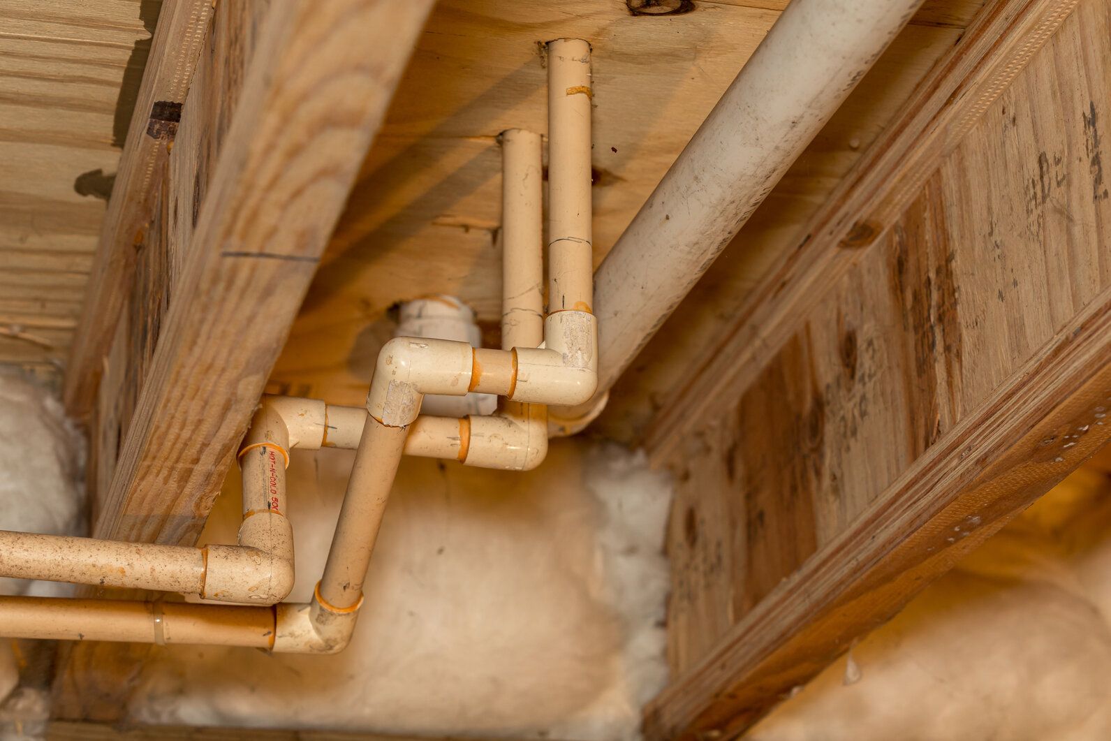 High Humidity in Crawl Space & Wood Floor Cupping: Causes & Cures