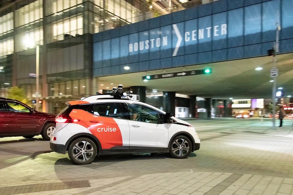 Cruise Launches Robotaxi Service Amid Controversy