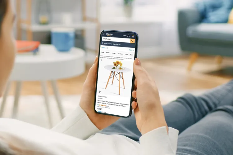 Amazon Supercharges Shopping with AI Tools