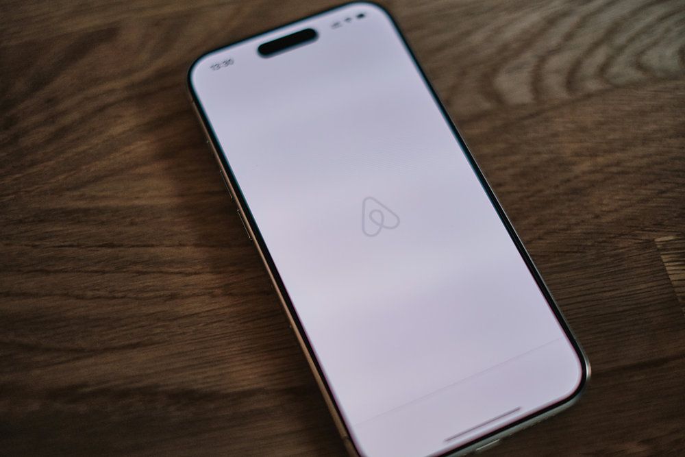 Airbnb's AI Search: Your New Travel Buddy