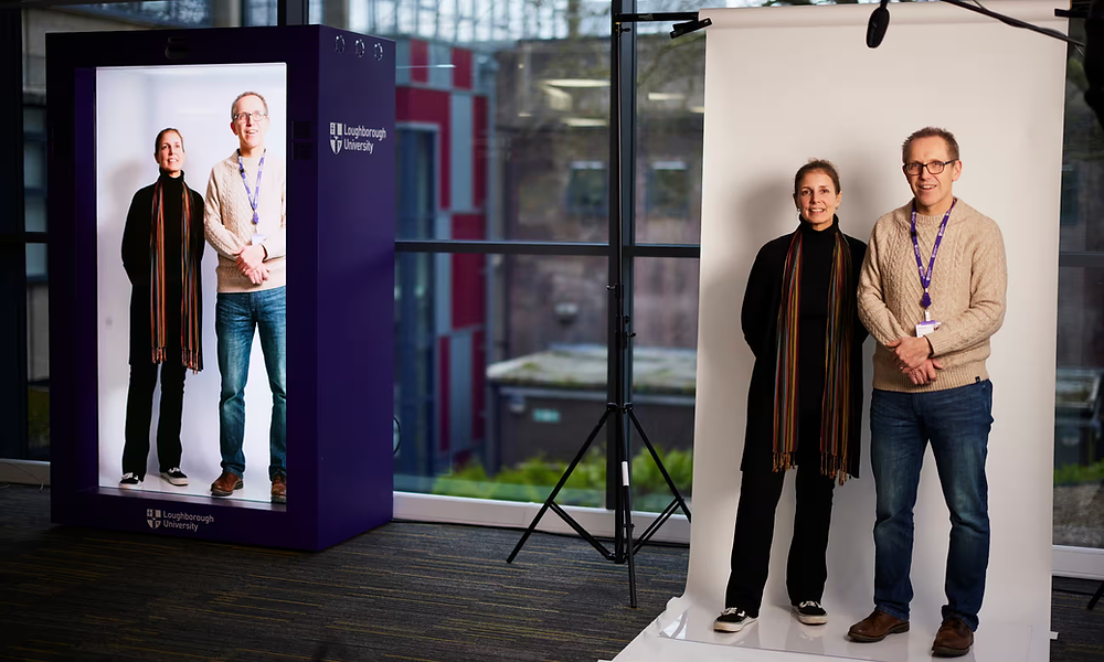 Holographic Lectures: The Future of University Learning