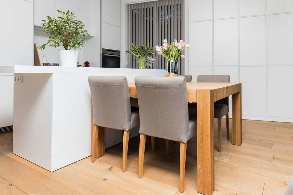 Think Tank: Forget Downsizing, Build Bigger Homes