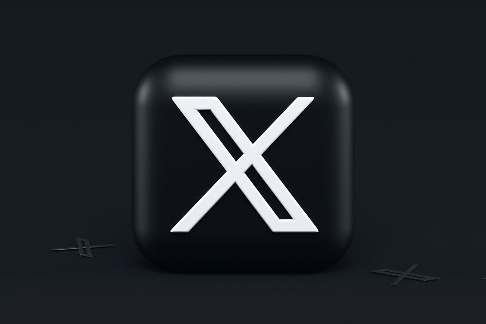 X Unveils Grok AI-Powered News Summaries