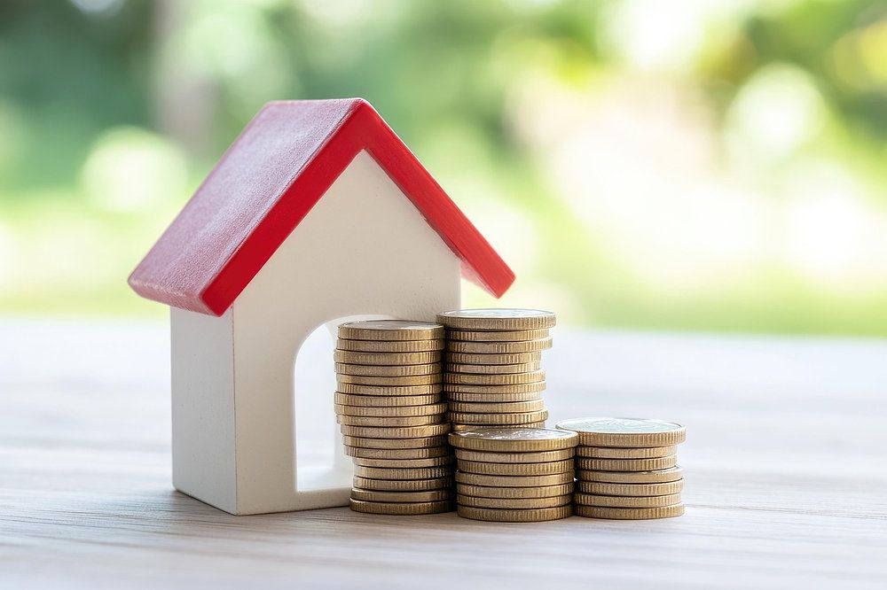 UK Rent Rises Loom as Landlords Strain
