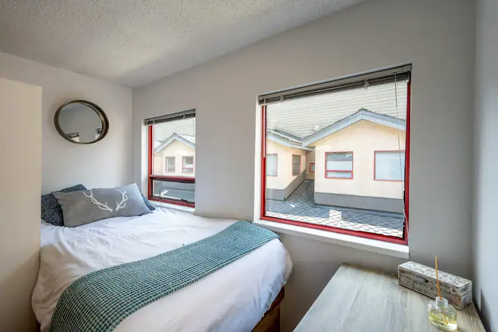 Cozy Creekside Condo