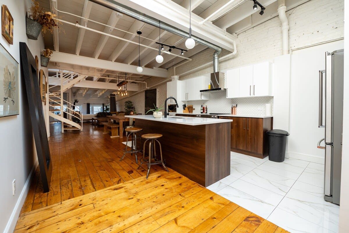 Superbe penthouse à deux étages dans le Vieux-Montréal
