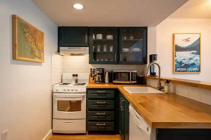 Cozy Creekside Condo