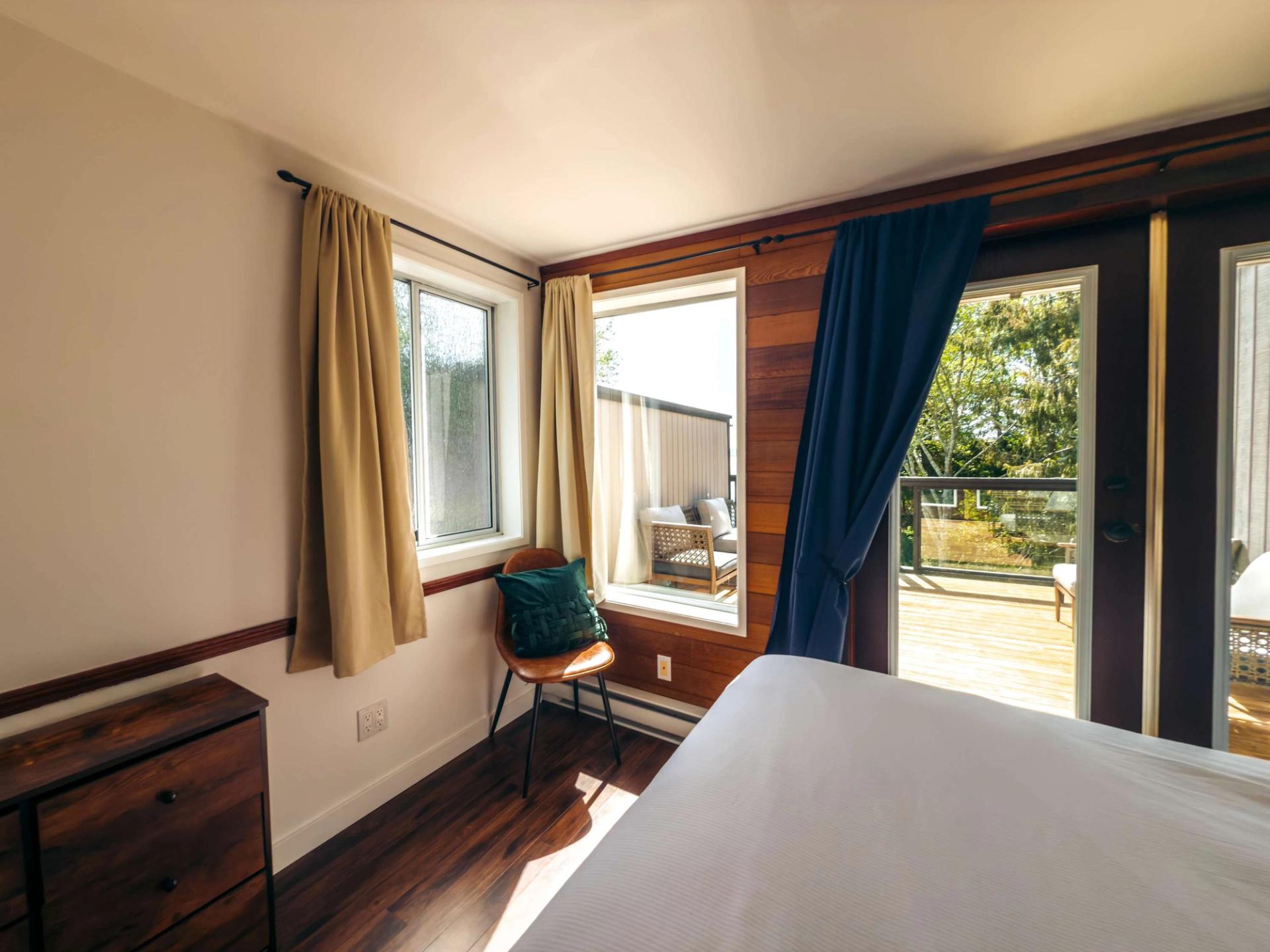 Maison spacieuse de 6 chambres avec vue sur l'océan à Tofino