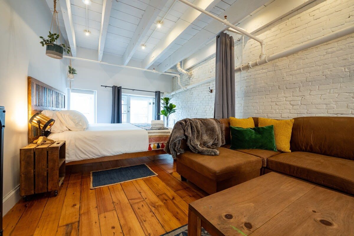 Superbe penthouse à deux étages dans le Vieux-Montréal