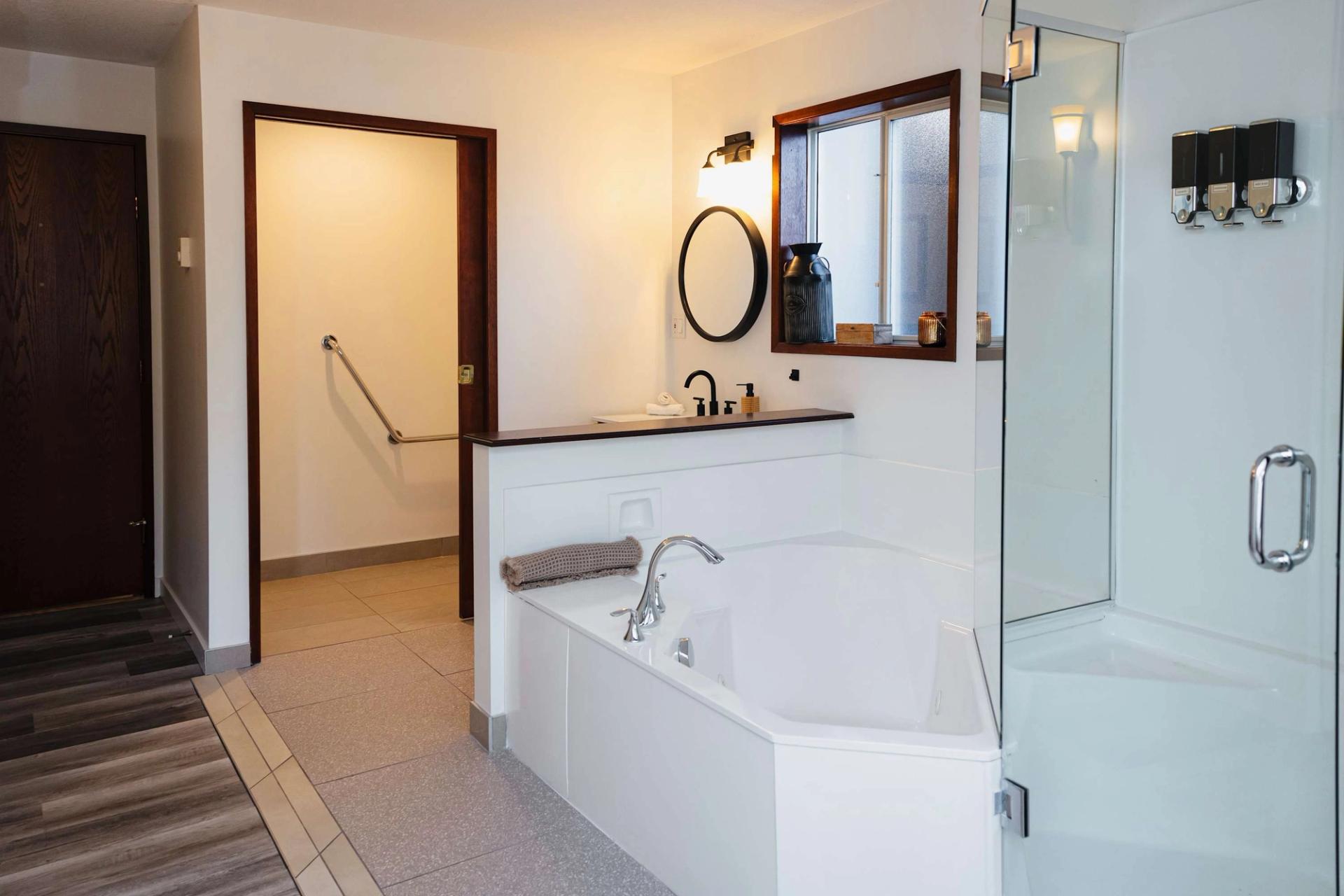 Maison spacieuse de 6 chambres avec vue sur l'océan à Tofino