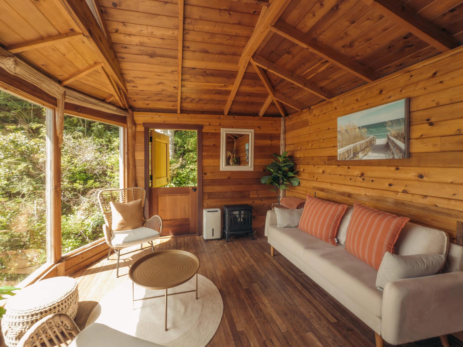 Maison spacieuse de 6 chambres avec vue sur l'océan à Tofino
