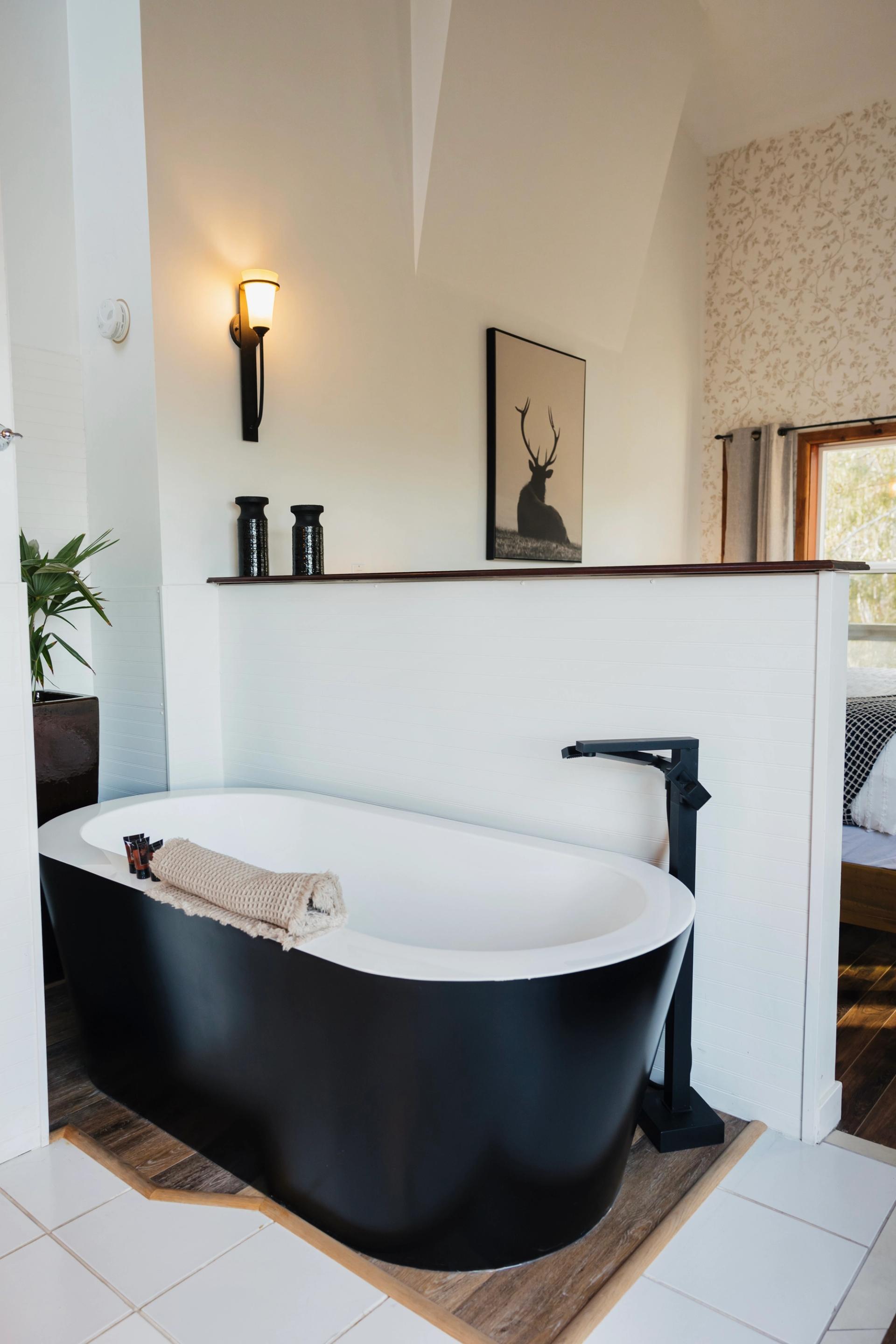 Secluded Oceanfront Apartment