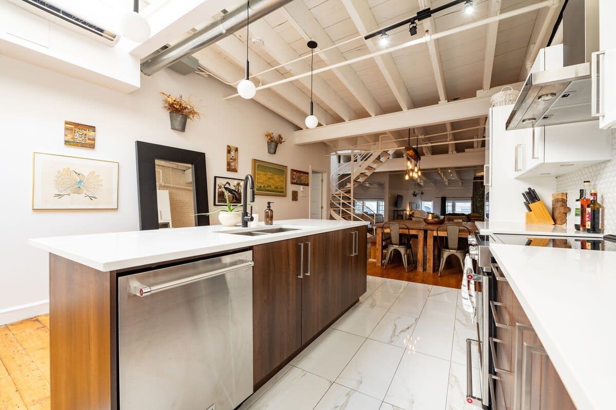 Superbe penthouse à deux étages dans le Vieux-Montréal