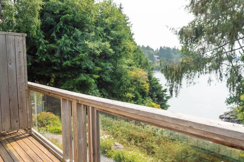 Tofino Oceanfront Hotel Suite 3