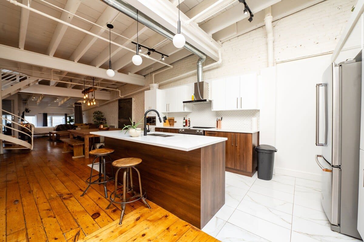 Superbe penthouse à deux étages dans le Vieux-Montréal