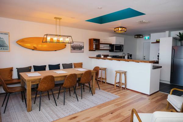 secluded oceanfront apartment