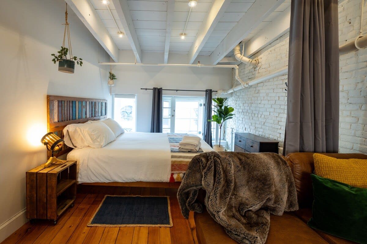 Superbe penthouse à deux étages dans le Vieux-Montréal