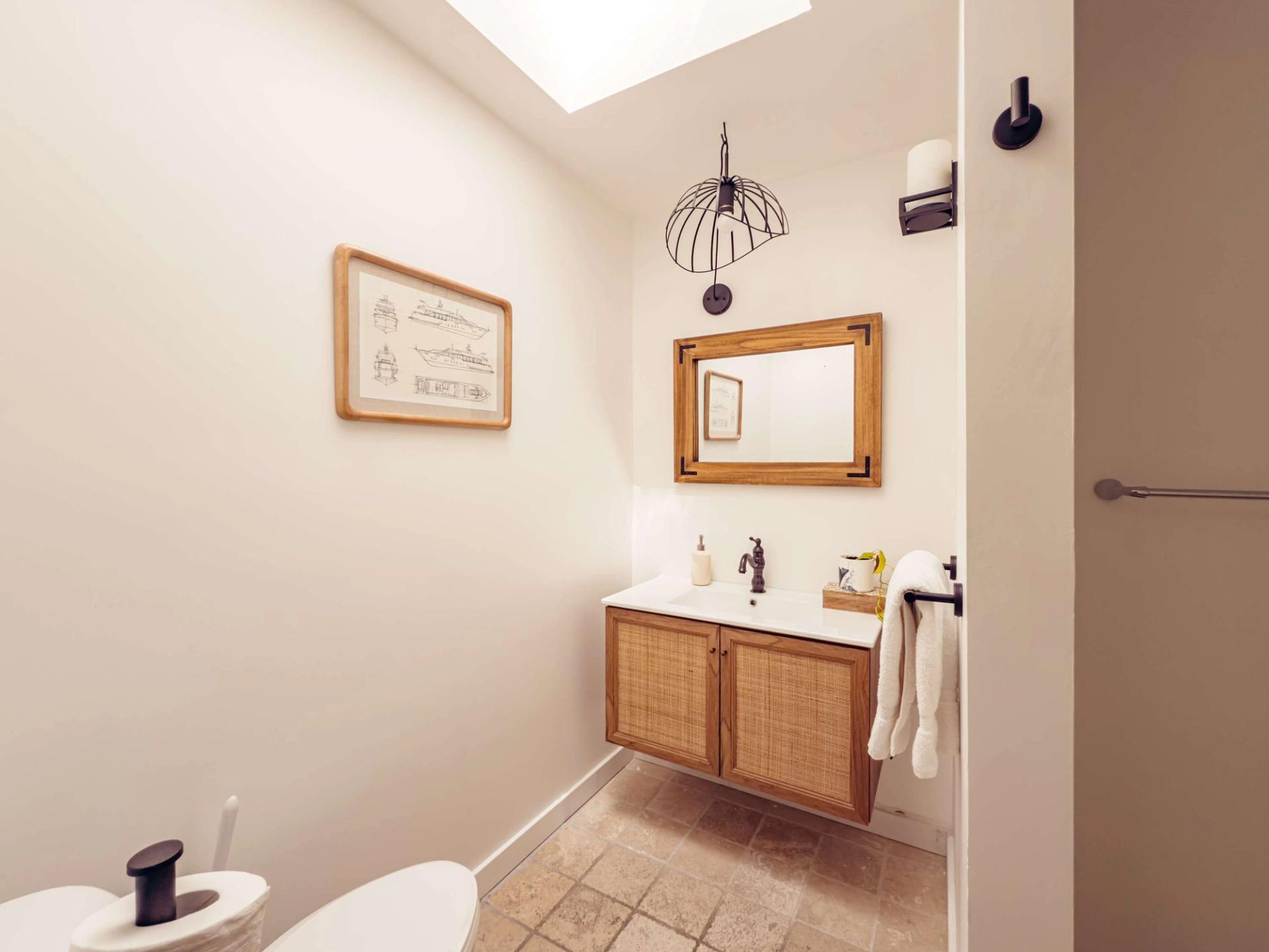 Maison spacieuse de 6 chambres avec vue sur l'océan à Tofino