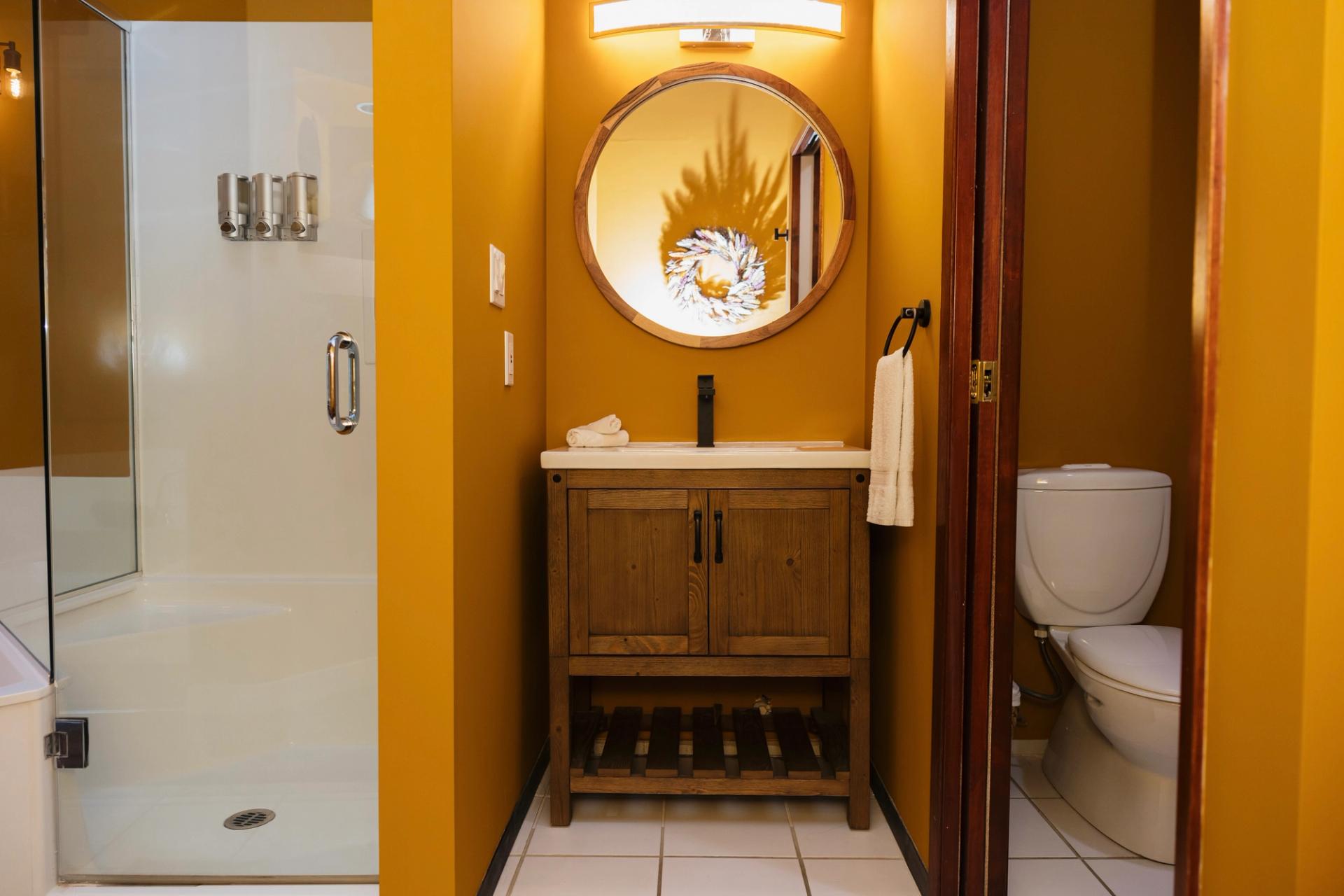 Maison spacieuse de 6 chambres avec vue sur l'océan à Tofino