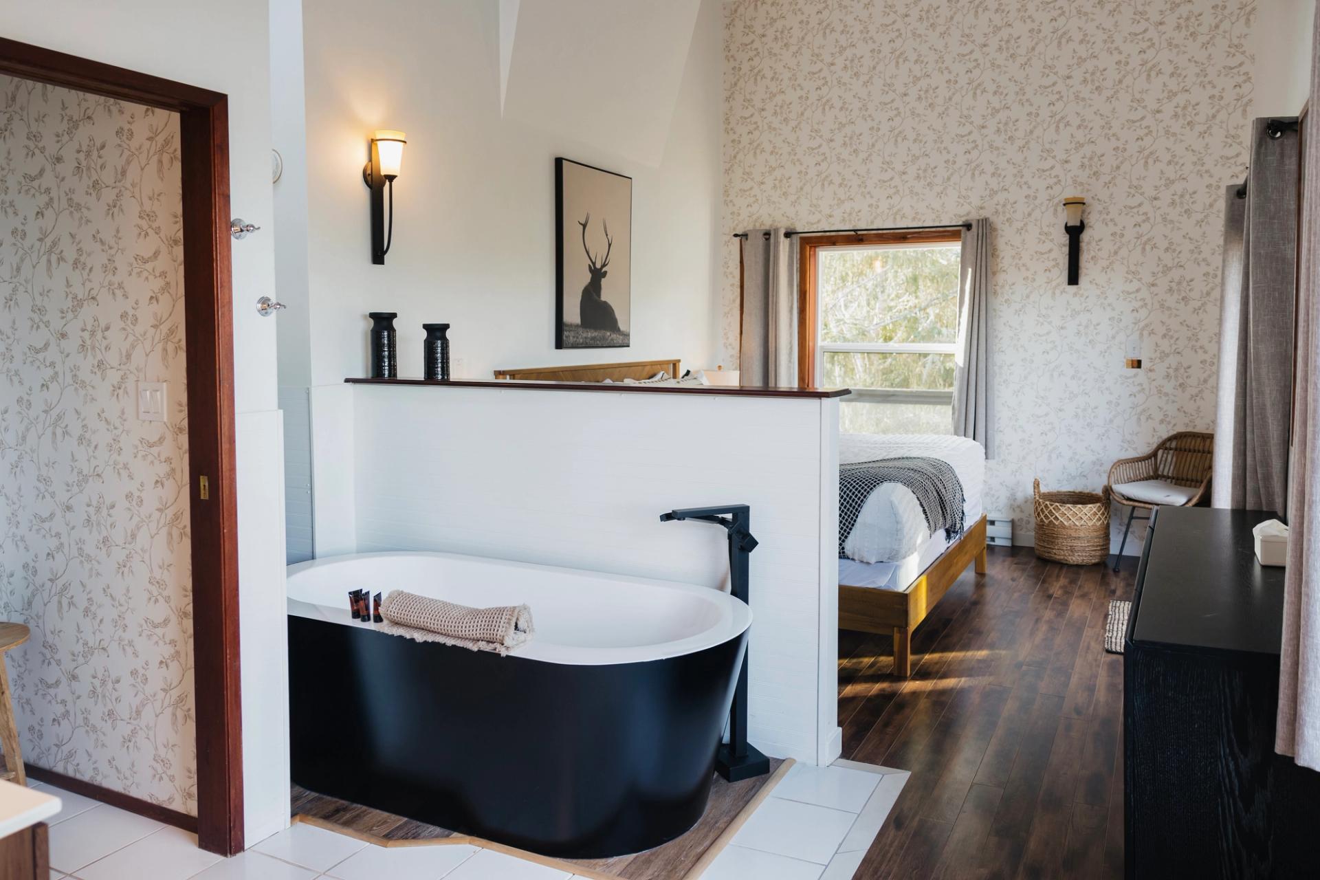 Maison spacieuse de 6 chambres avec vue sur l'océan à Tofino