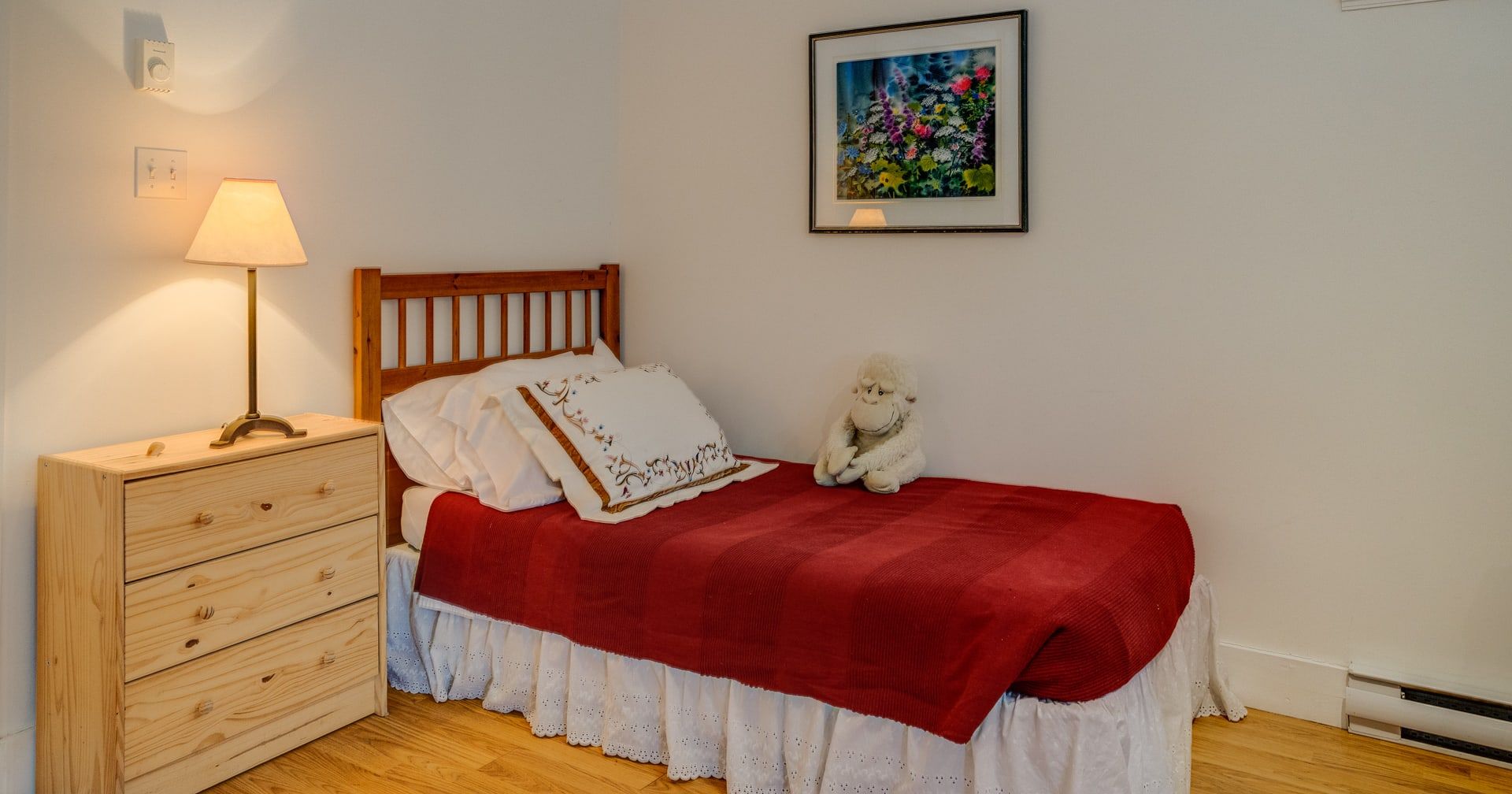 Chalet au bord du lac avec trois chambres