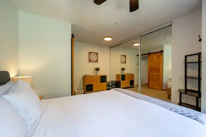 Cozy Creekside Condo