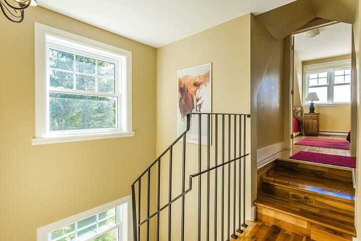 Chalet au bord du lac avec trois chambres