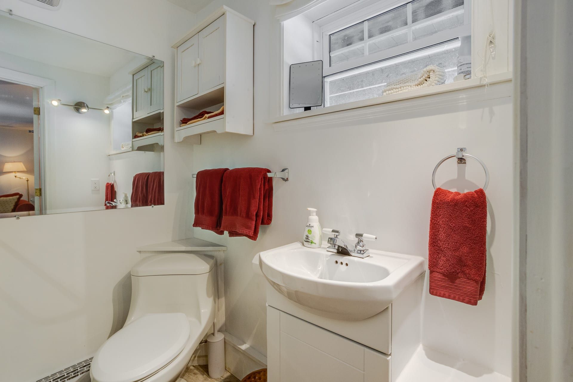 Chalet au bord du lac avec trois chambres