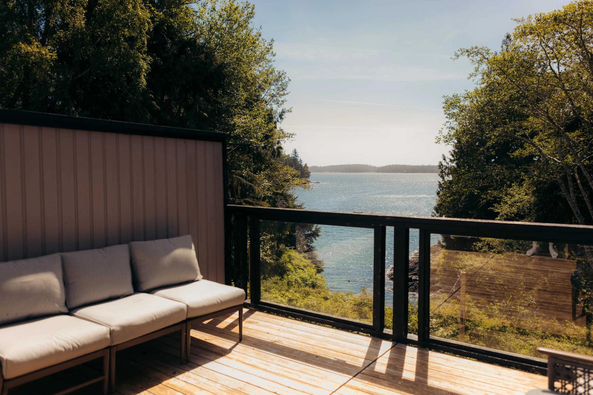 Maison spacieuse de 6 chambres avec vue sur l'océan à Tofino