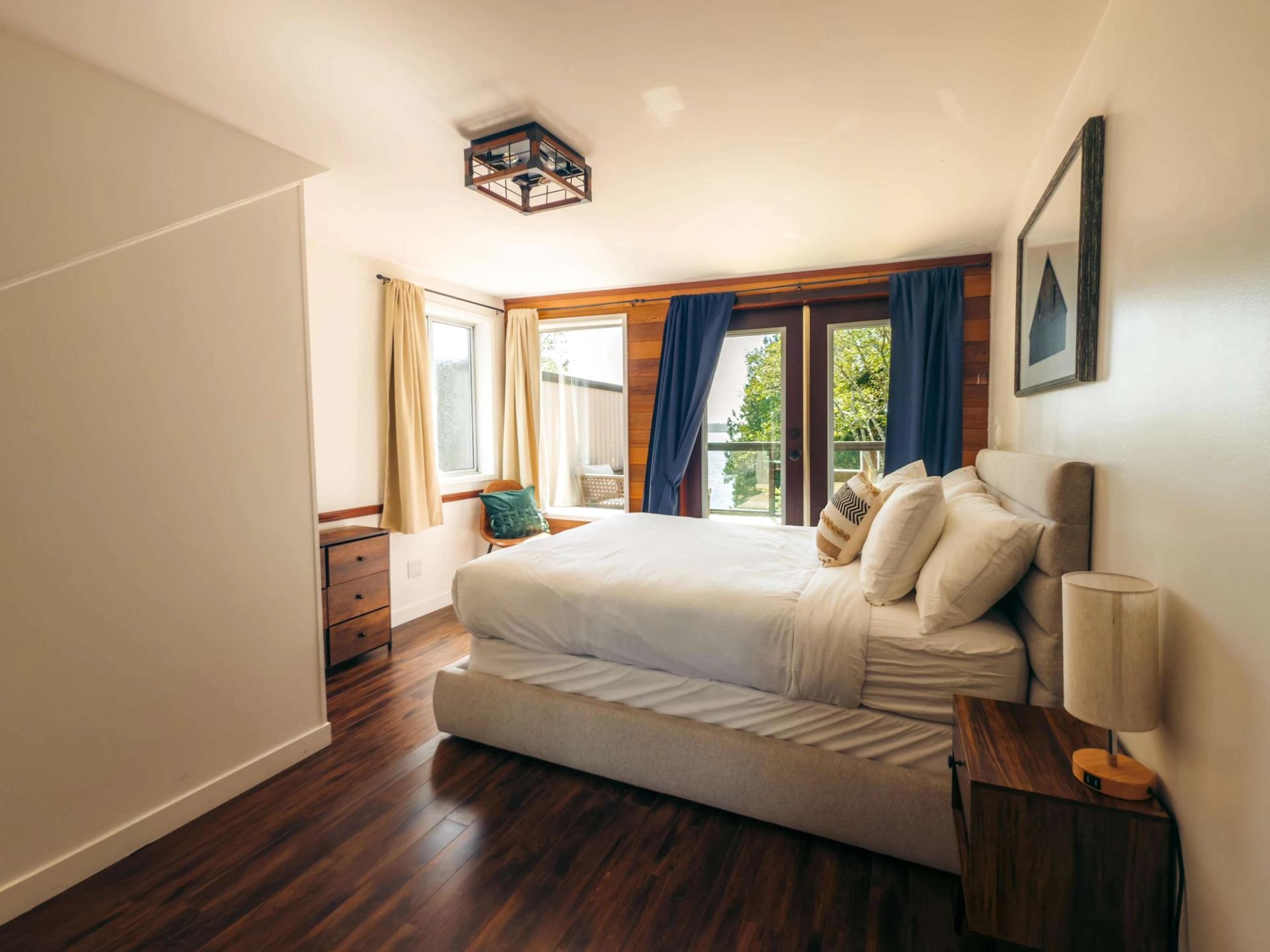 Maison spacieuse de 6 chambres avec vue sur l'océan à Tofino