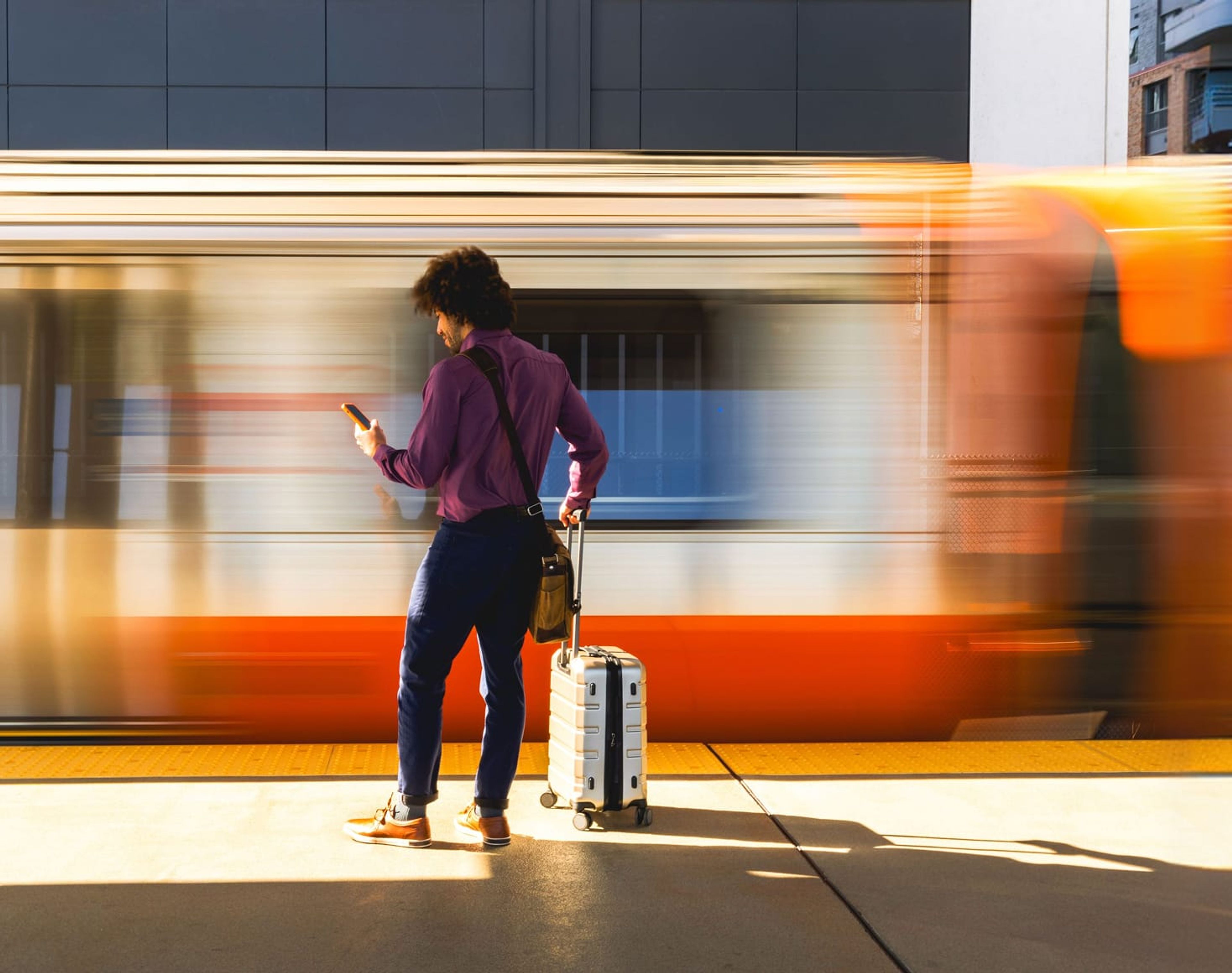 Mobile ticketing & passes BG