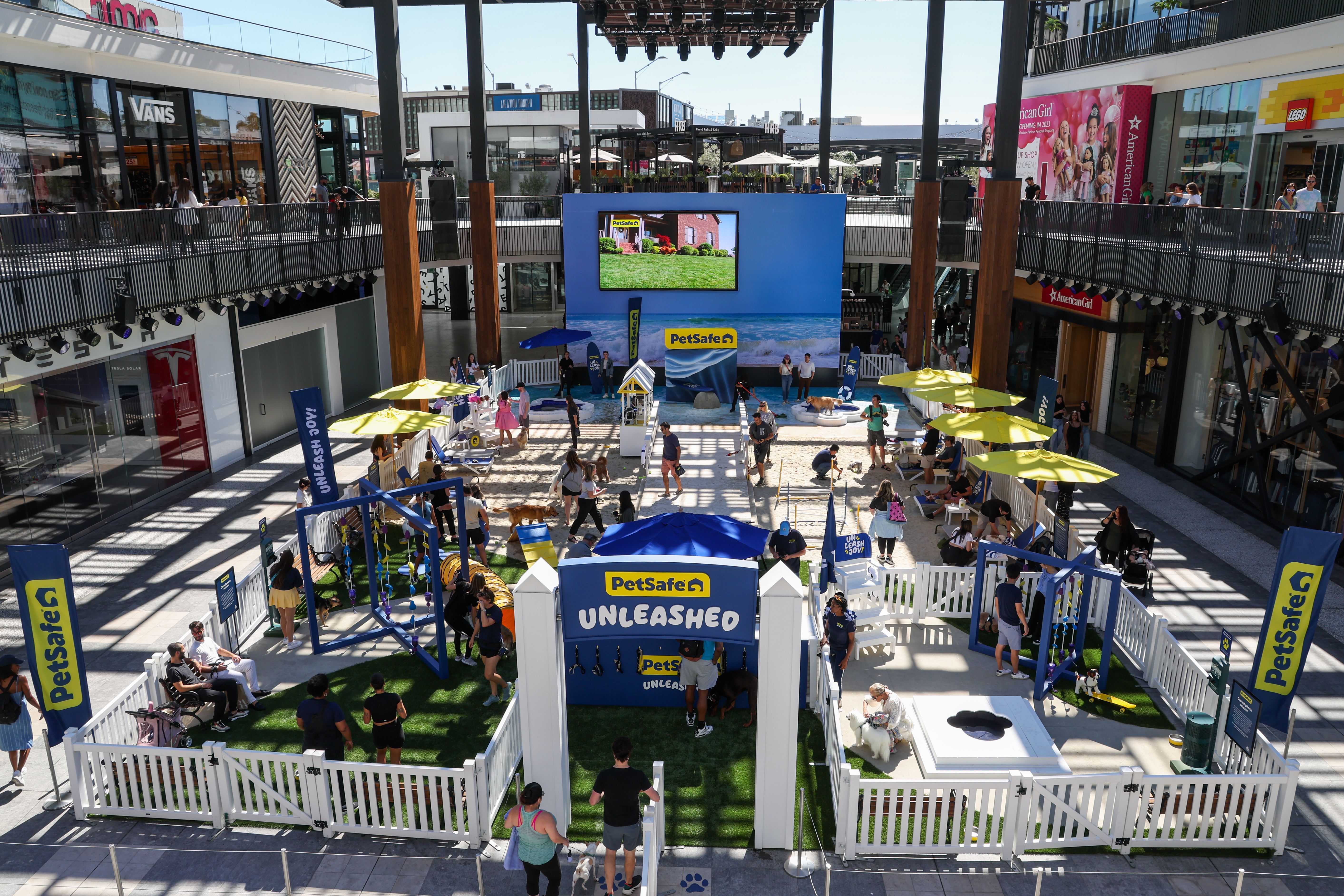 PetSafe dog park pop-up