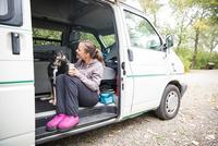 How to Travel Safely with Your Dogs
