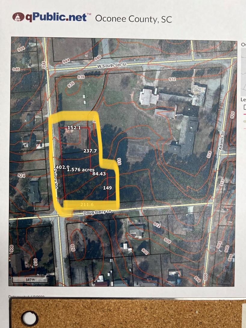 Property-map-with-topo-lines