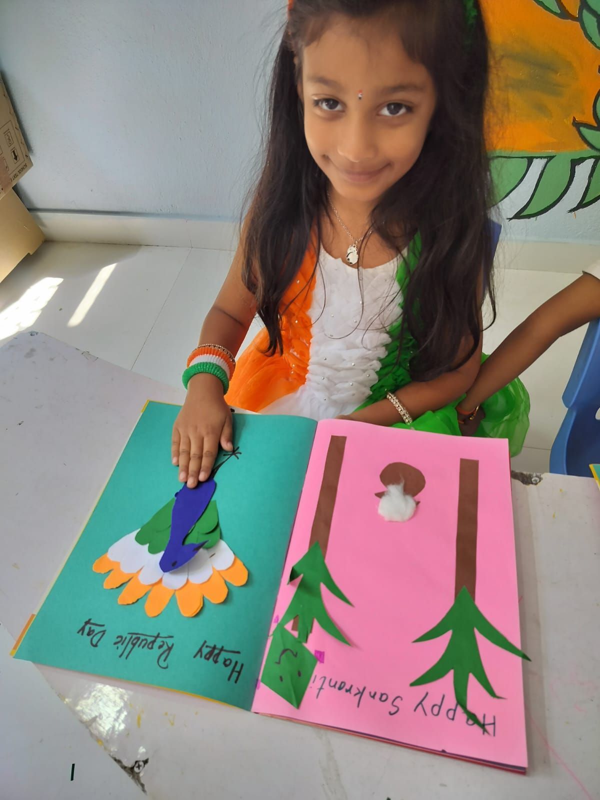 Creative craft activity at T.I.M.E Kids Horamavu preschool