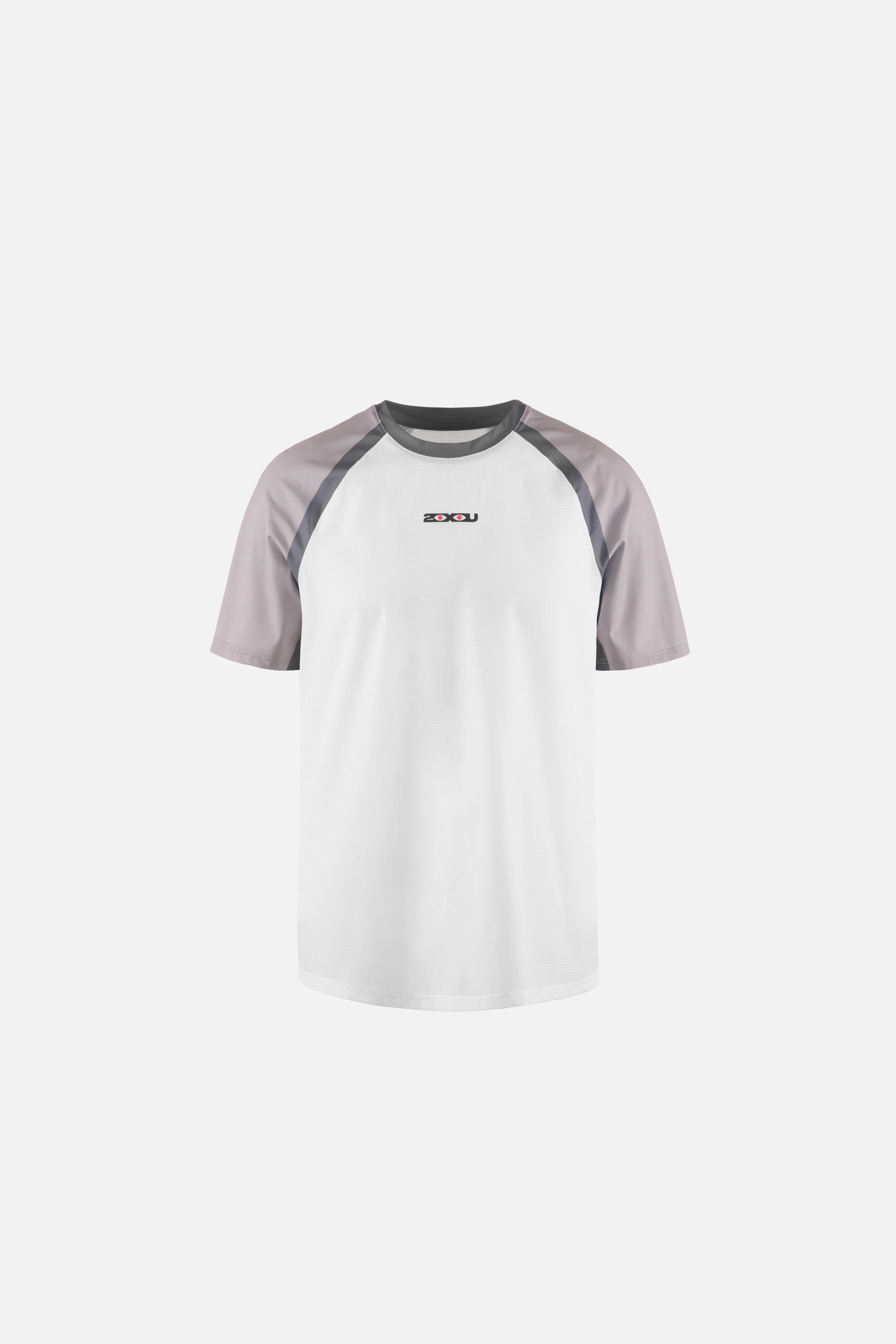 DV + 2XU Ultralight Desert Tee, White/Carbon