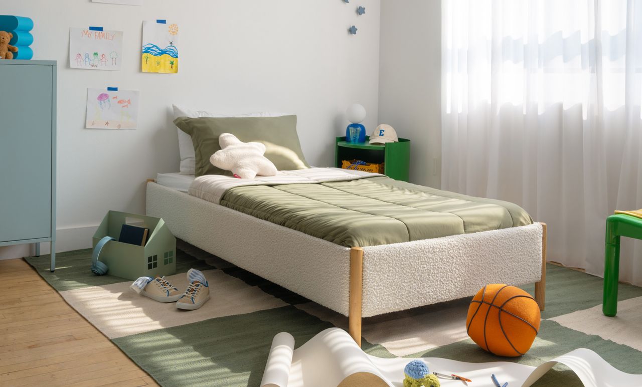 Endy Kids Platform Base in cream colour with natural colour legs