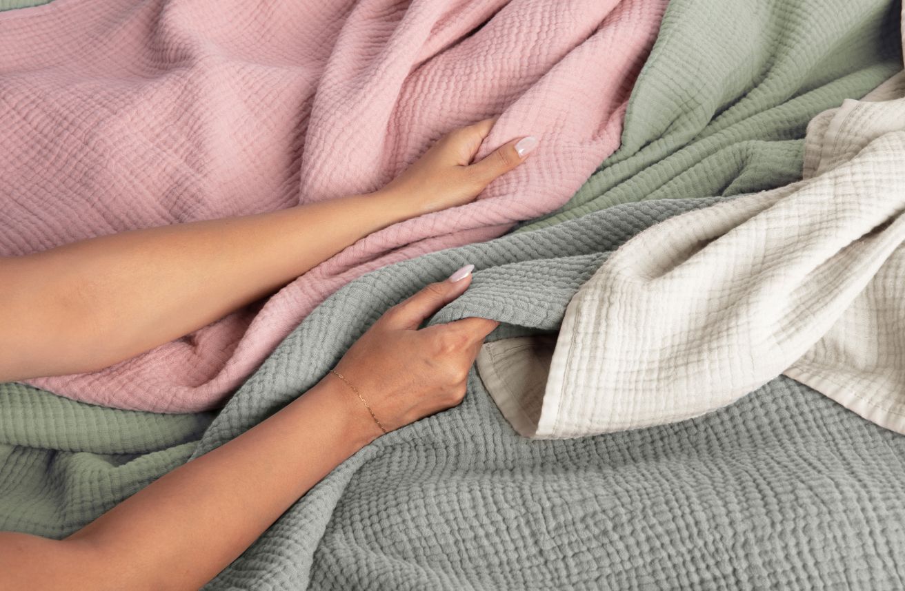 The Endy Duvet, Customizable Pillows on an Endy Mattress