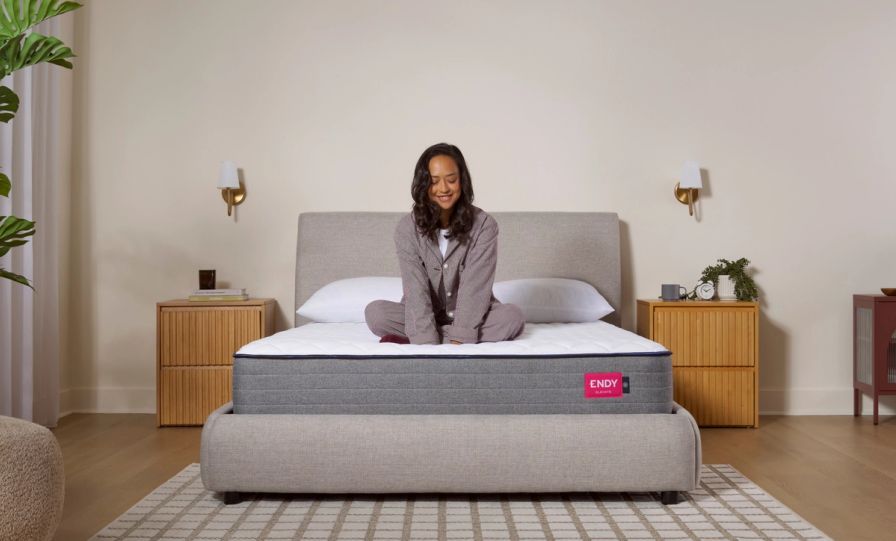 The Endy Elevate Hybrid Firm Mattress