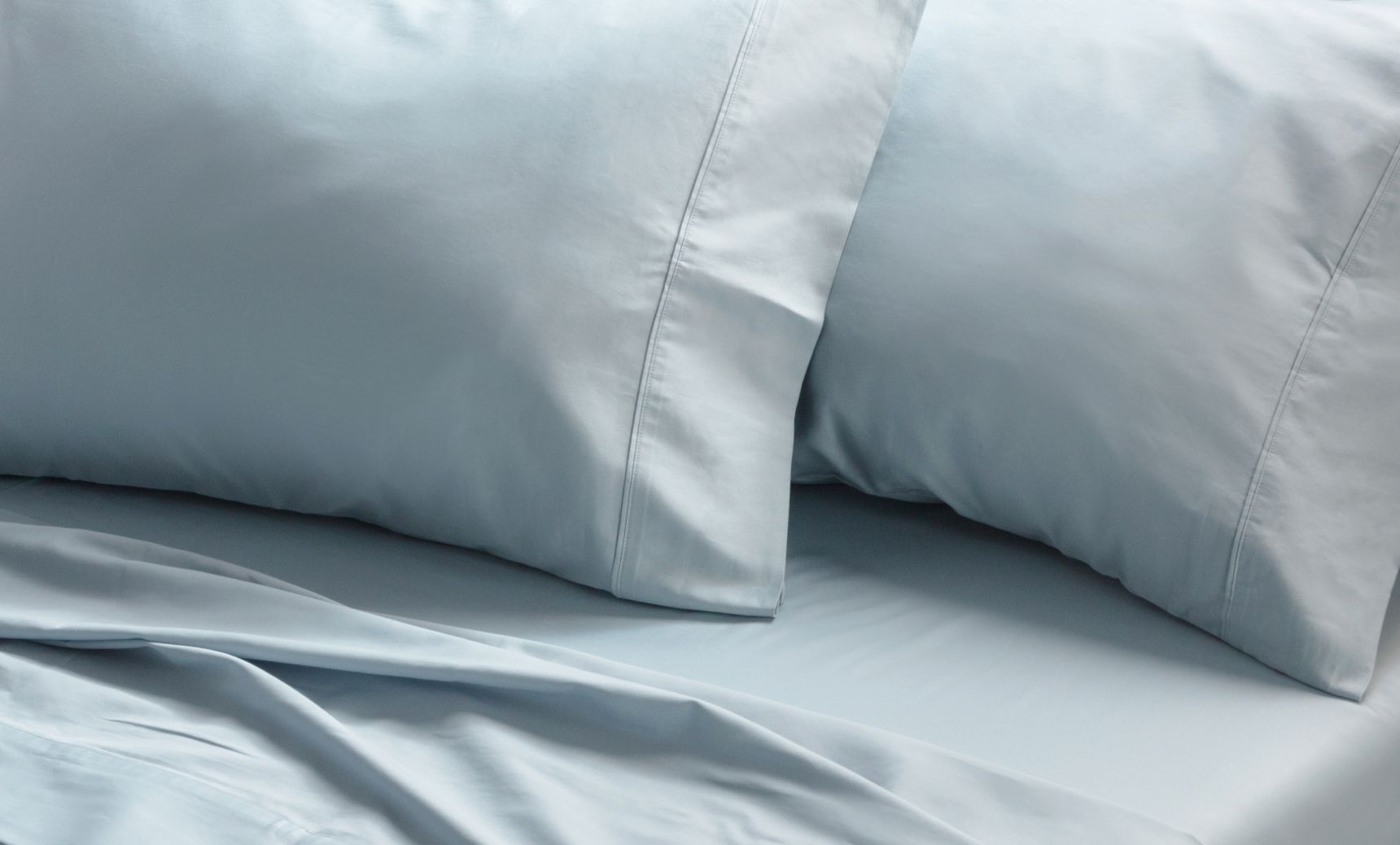 Endy Organic Cotton Pillowcase Cover (Sateen) in Glacier Blue colourway