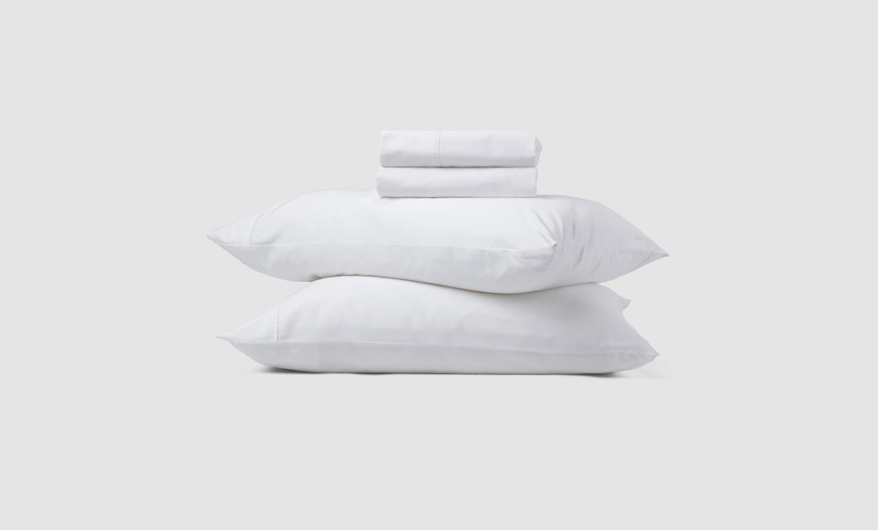 Endy Organic Cotton Sheet Set (Percale) in Alpine White colourway.