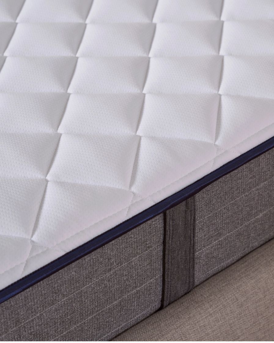 The Endy Elevate Hybrid Firm Mattress