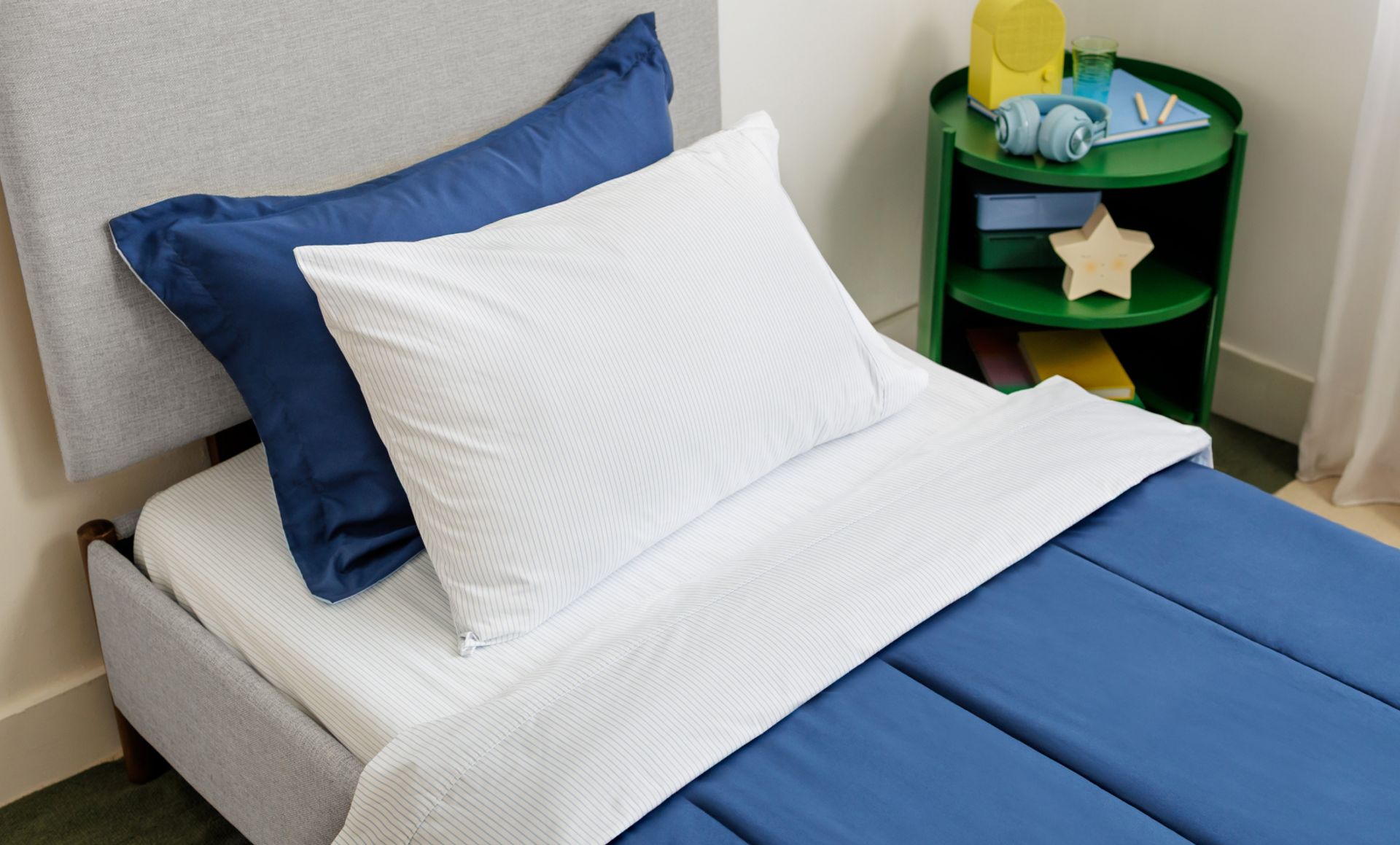 Sheet Refresh Duo in chambray stripe pattern