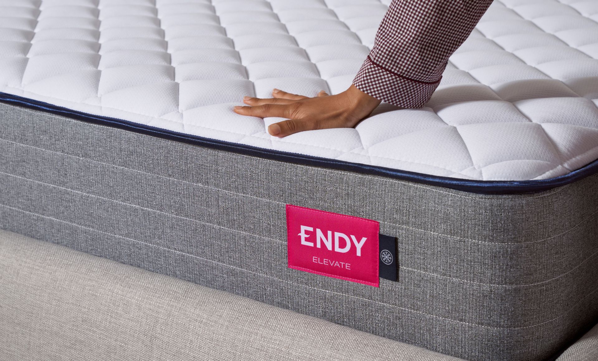 The Endy Elevate Hybrid Firm Mattress