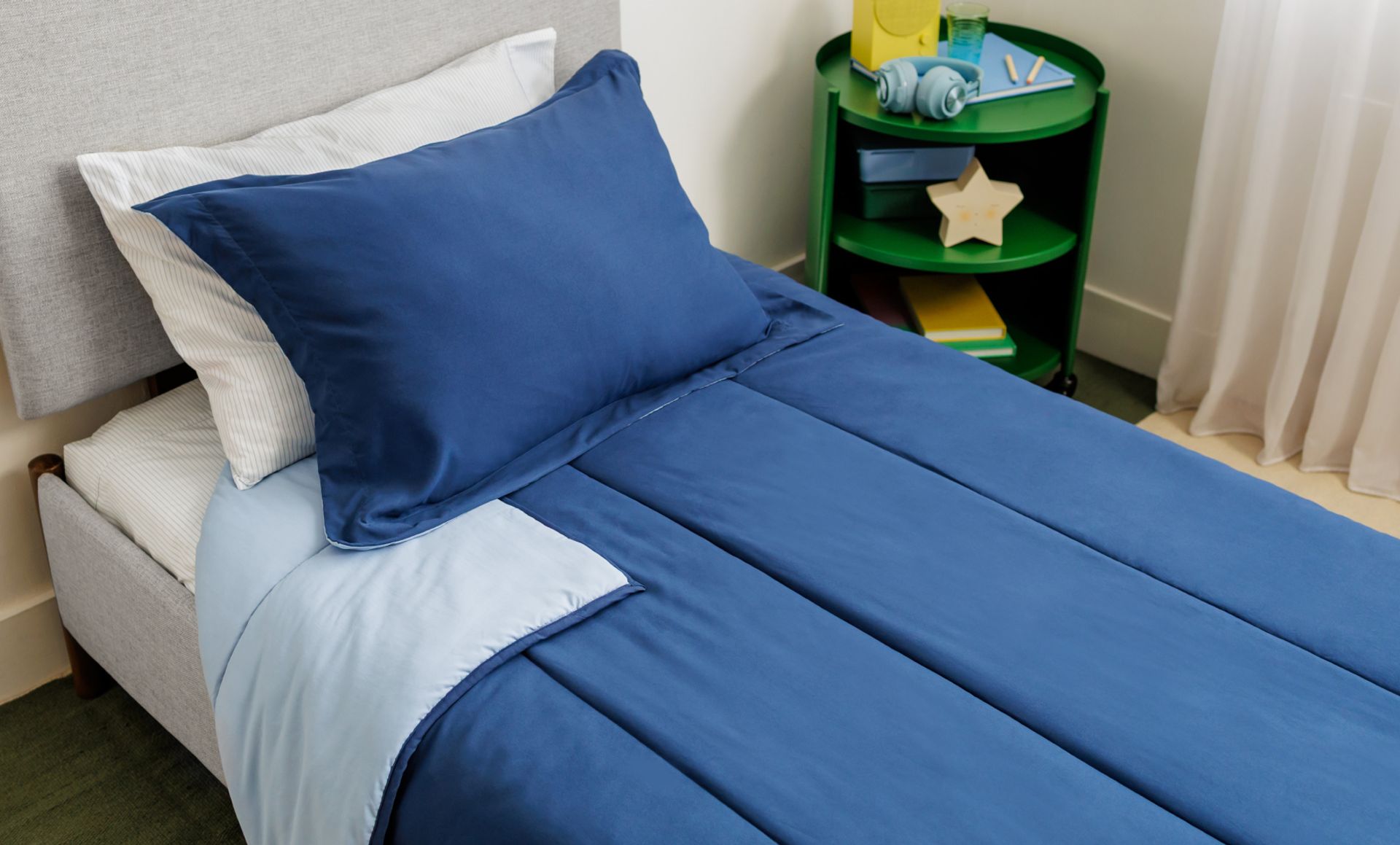 The Endy Petit Comforter Set in Navy/Blue colour